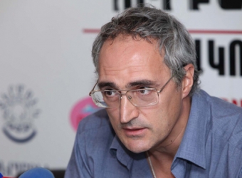 Սերժ Սարգսյանը թաքնվում է 
